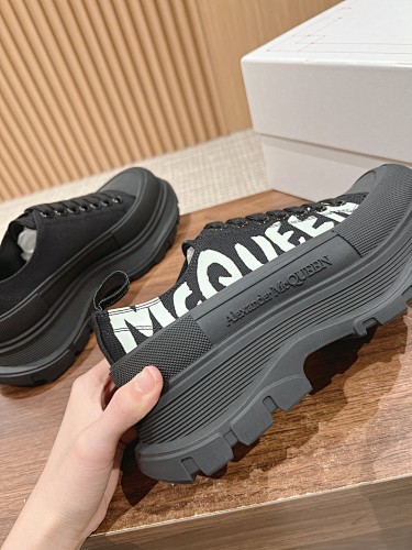 MC701