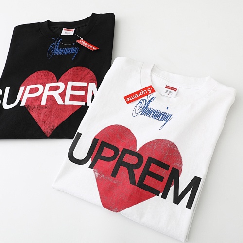 SP528 Supreme SS25 WEEK1 Announcing Tee