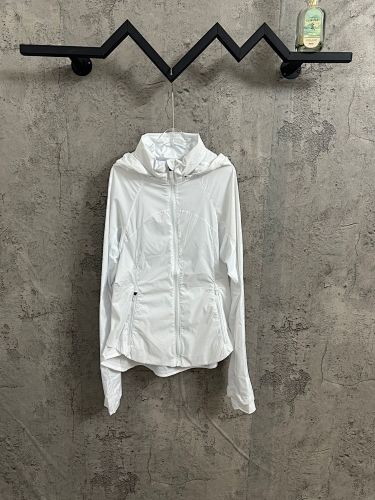 LU728
